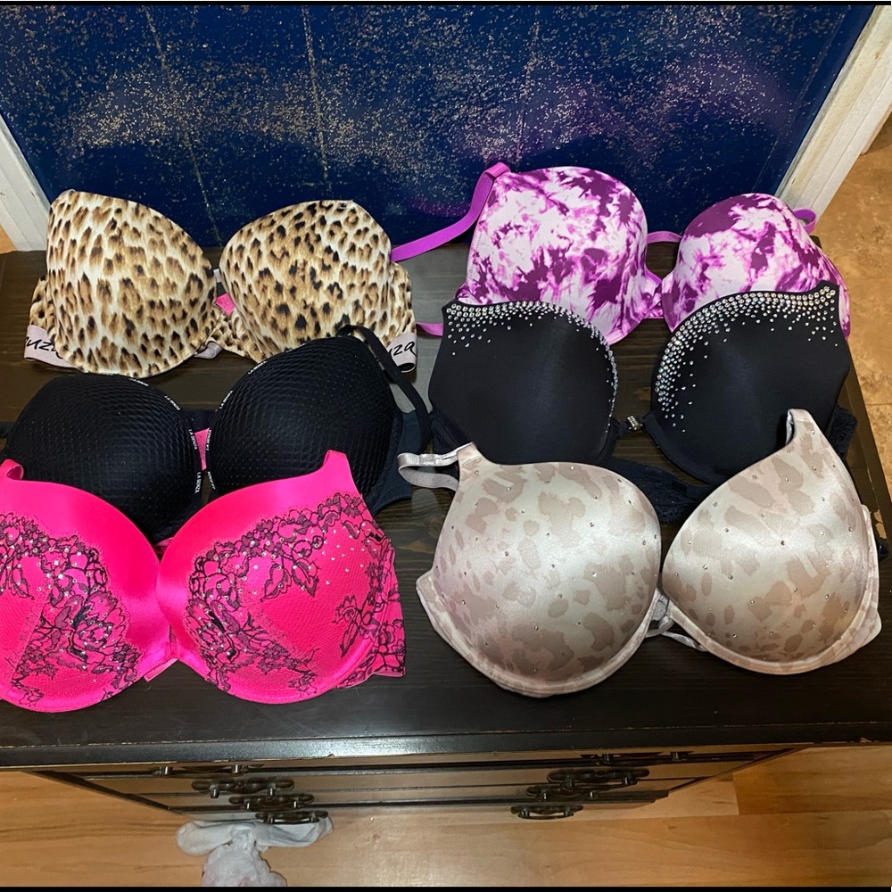Lot of bras 36C